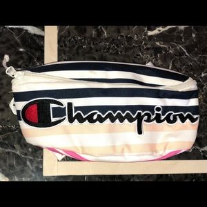 Champion Prime Sling Pack